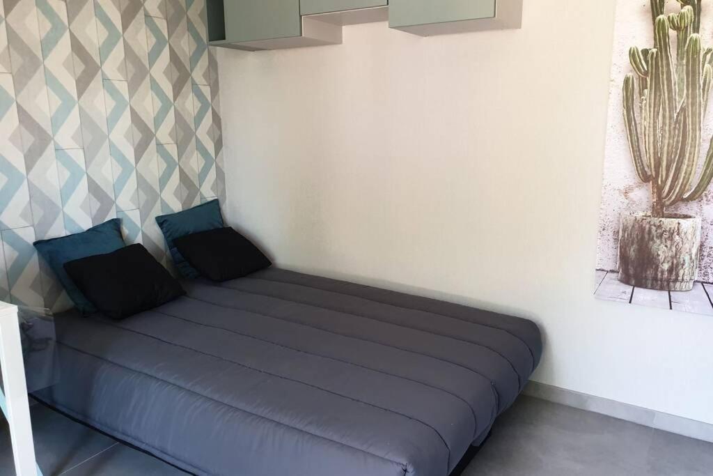 Ferienwohnung Agreable Logement Pour 4 Pers A Deux Pas De Verdun Haudainville Exterior foto
